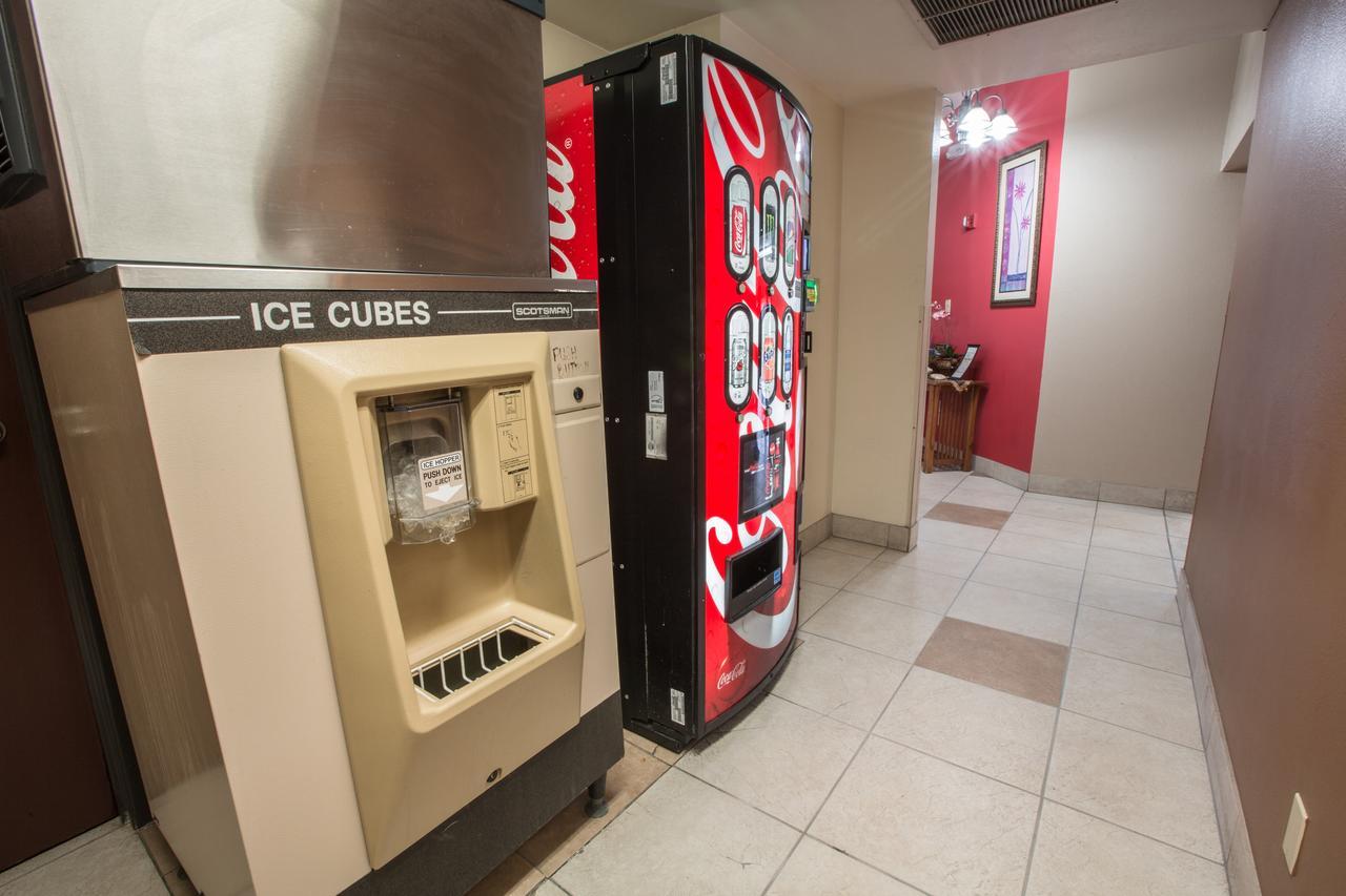 Bridgeway Inn & Suites - Portland Airport Грешем Экстерьер фото
